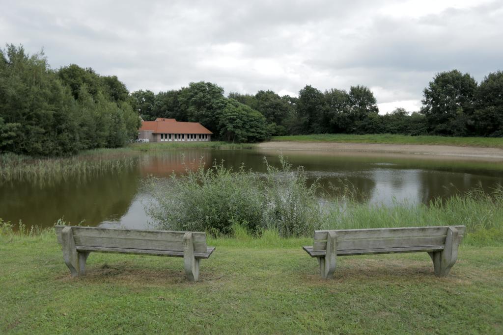 ホテルLandgoed De Lindenbergh オンメン エクステリア 写真
